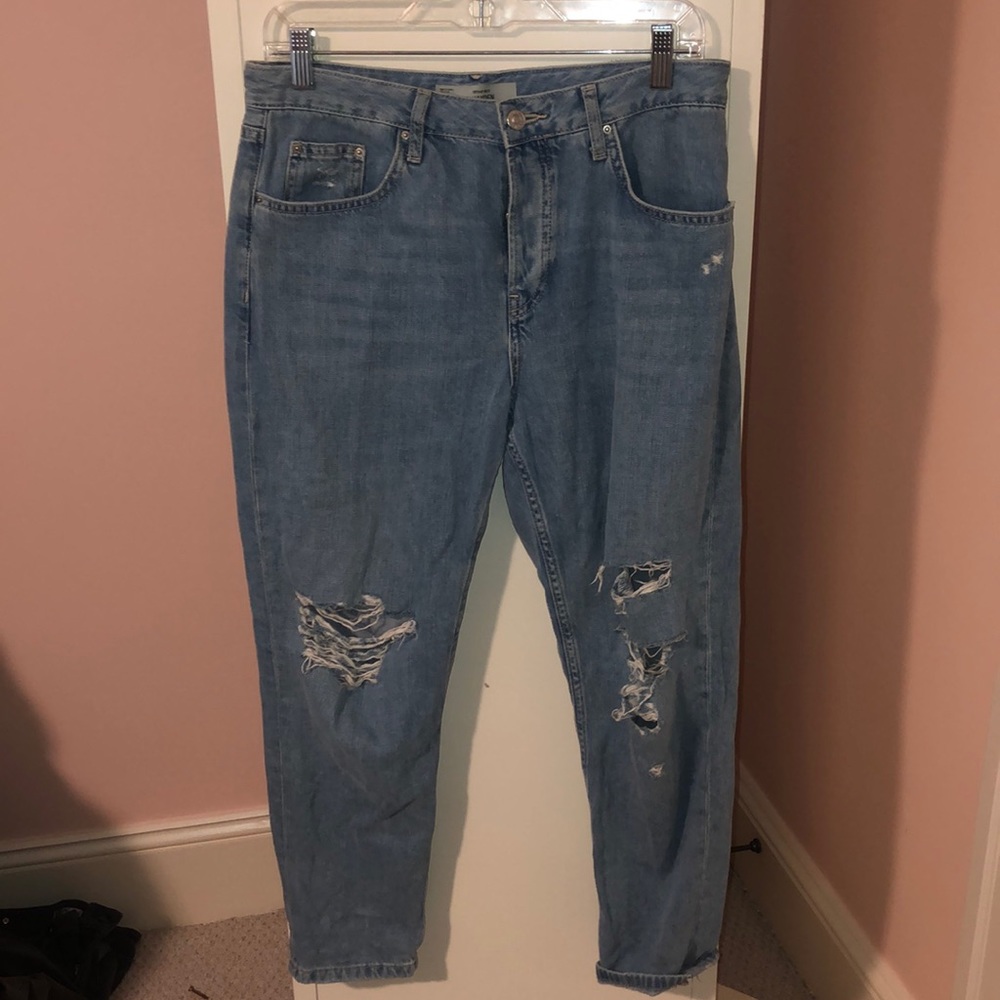 Ripped Boyfriend Jeans